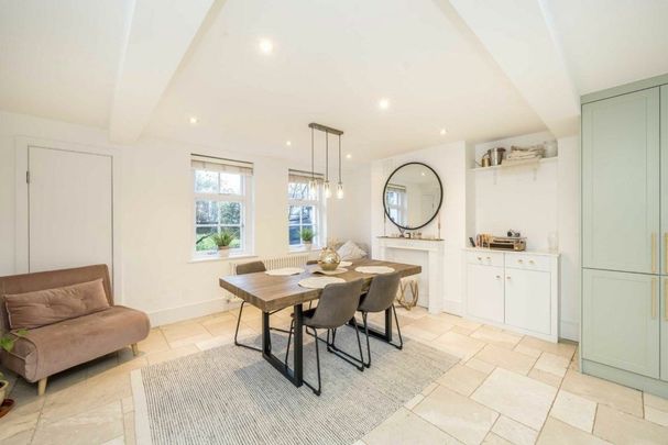 Clifton Crescent, Peckham, SE15 - Photo 1