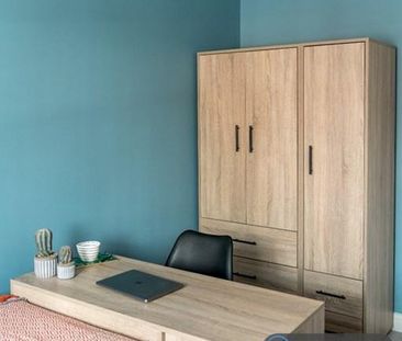 1 bedroom in a flat share to rent - Photo 4