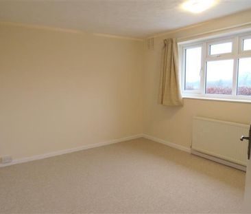 Main Road North - Photo 1