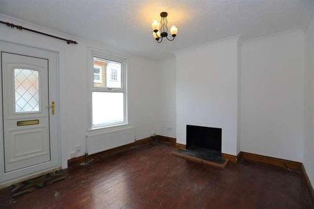 St Johns Road, Faversham, ME13 - Photo 5