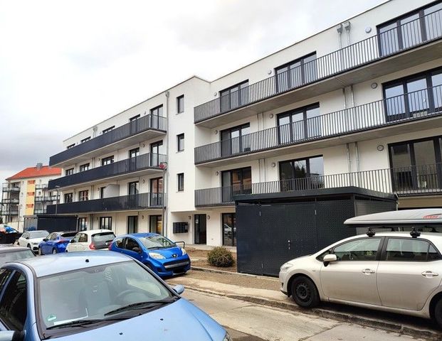 Barrierearm wohnen im NEUBAU - geräumige 1-Zi.-Whg. mit Balkon und Einbauküche - Foto 1