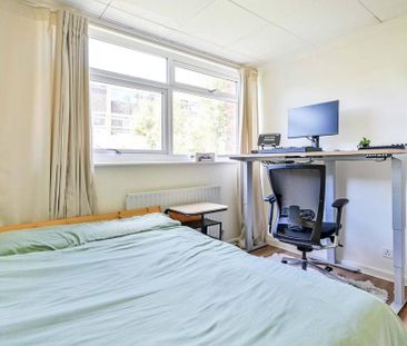 2 bedroom maisonette to rent - Photo 5