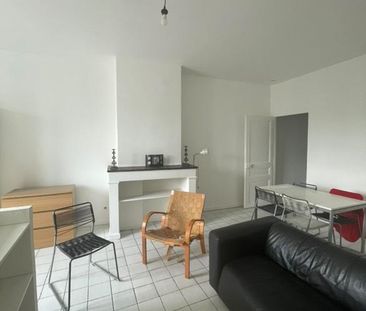 Location Appartement 1 pièce 36m² LYON 7ème - Photo 4