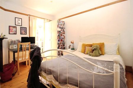 Aldershot Road, Guildford, Surrey, GU2 8AE - Photo 4