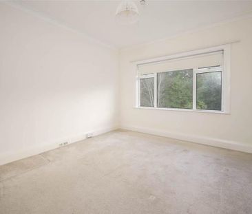 8 Marlborough Park Cross Avenue, Malone, Belfast, BT9 6HQ - Photo 2