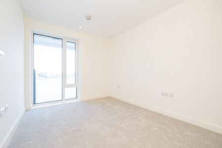 Deveraux House, London, SE18 - Photo 3