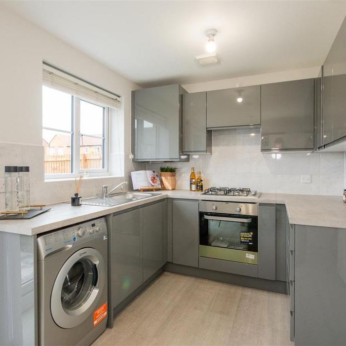 2 bedroom semi-detached house to rent - Photo 1