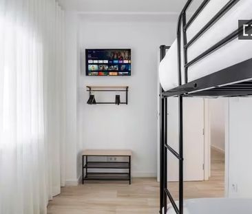 valencia, Valencian Community 46022 - Photo 6