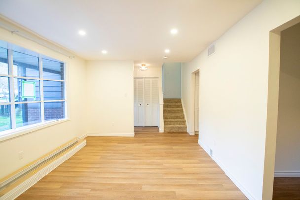 For Lease - 59 Haliburton Place, London South, Ontario - Photo 1