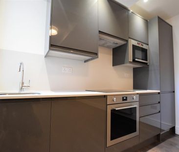 1 bedroom apartment to rent - Photo 3