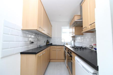 Buckingham Road, Brighton - Photo 3