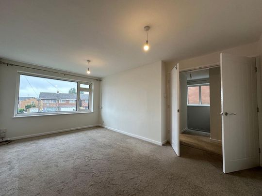 2 bedroom maisonette to rent - Photo 1