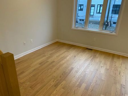 For Lease - 506 Ingenuity Row, Kanata, Ontario - Photo 4