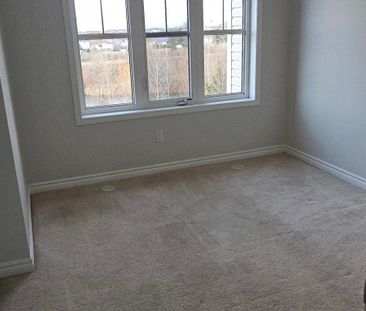 For Lease - 111 Glenvista Drive, Kitchener, Ontario - Photo 3