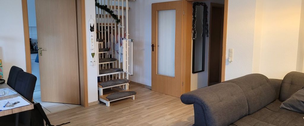 Tolle Maisonette-Wohnung in ruhiger Wohnanlage mit Elbnähe! - Photo 1