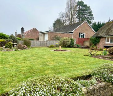 3 bedroom Spacious Three Bedroom Property to rent - Photo 1