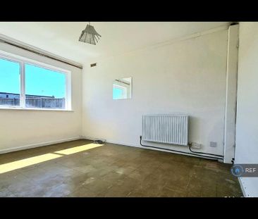 2 bedroom bungalow to rent - Photo 1
