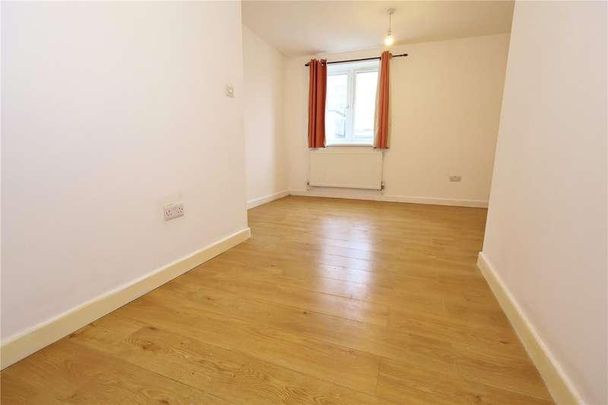 Chapel Street, Woking, Surrey, GU21 - Photo 1