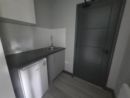 Victoria Road, Ruislip HA6, London - Photo 2