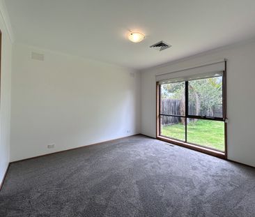 140 Centre Dandenong Road, Dingley Village VIC 3172 - House For Ren... - Photo 2