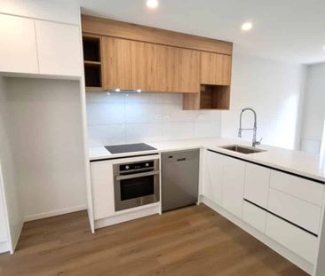 Easy, Modern Living - Photo 4