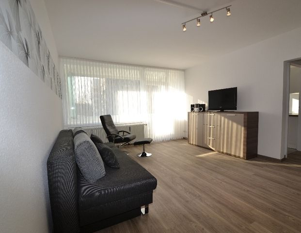 Möbliert u. bezugsfertig – Ihr Zuhause mit Loggia und Grünblick - Foto 1