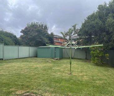 Welcome to your new home in the heart of Georges Hall - Photo 6