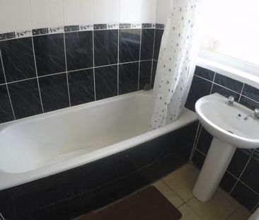 3 bed Shared House for Rent - Photo 6