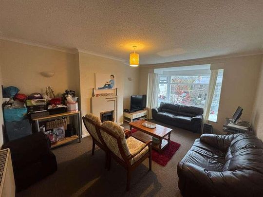 Fell Lane, Keighley, BD22 - Photo 1