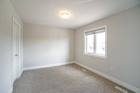 For Lease - 45 NIESON Street, Cambridge, Ontario - Photo 2