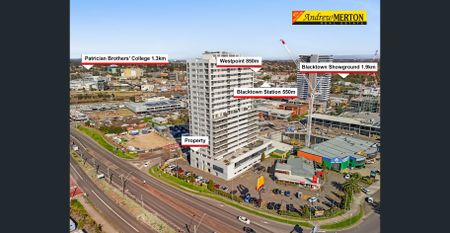 Luxurious Three-Bedroom Plus Study Apartment with Panoramic Views - Photo 5