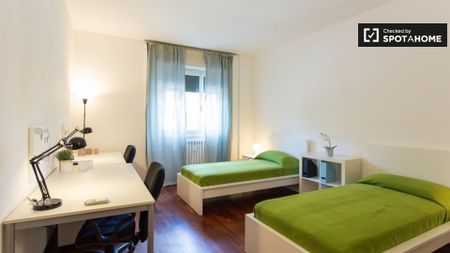 milan, Lombardy 20141 - Photo 2