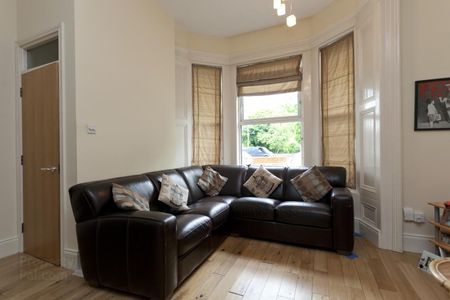 221 Belmont Road, BT42AH, Belfast - Photo 3