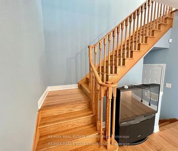 For Lease - 211 Elbern Markell Drive, Brampton, Ontario - Photo 5