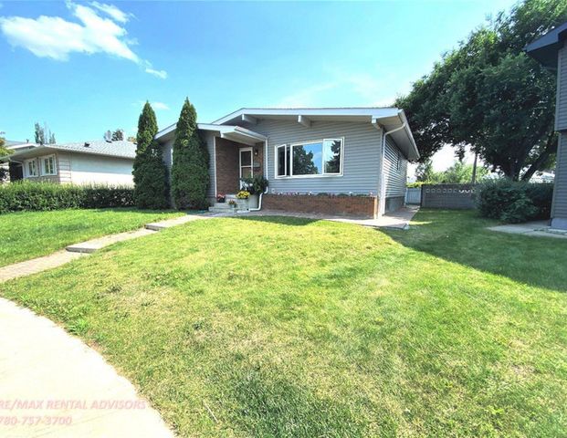 11755 44 Avenue Northwest | 11755 44 Avenue Northwest, Edmonton - Photo 1