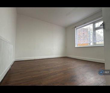 3 bedroom maisonette to rent - Photo 6