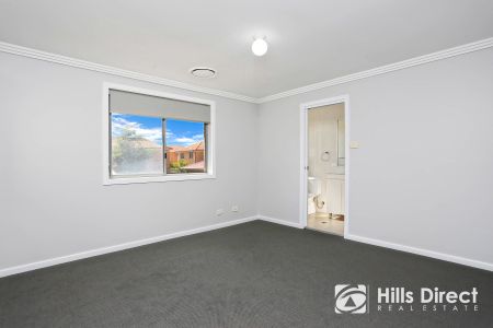 Commanding exquisite transportation convenience - Photo 3