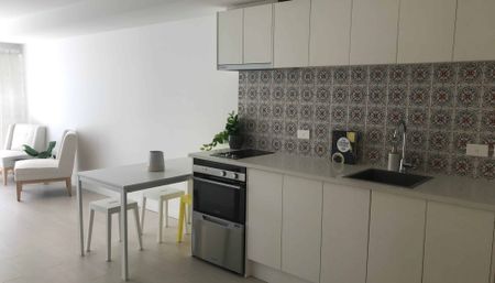 Modern Minimalist - Photo 4