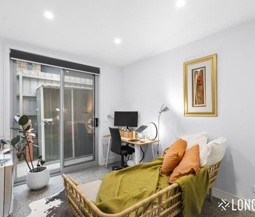 Stylish & Sophisticated Living - Photo 5