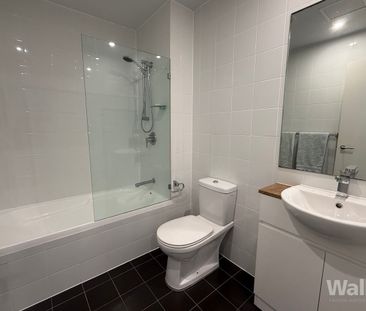 PLEASE DO NOT ATTEND THE PROPERTY BOOK YOUR ONLINE VIDEO TOUR – SEE... - Photo 3