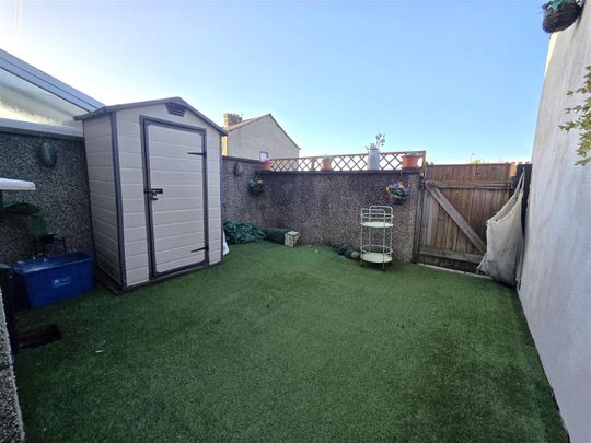 Camp Street, Burnley - Photo 1