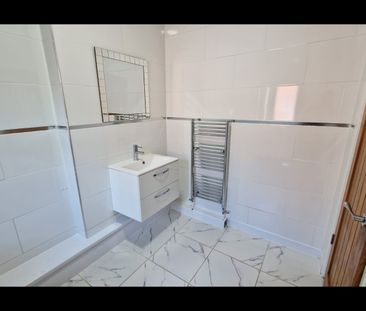 2 Bed Flat, Polygon Road, M8 - Photo 3