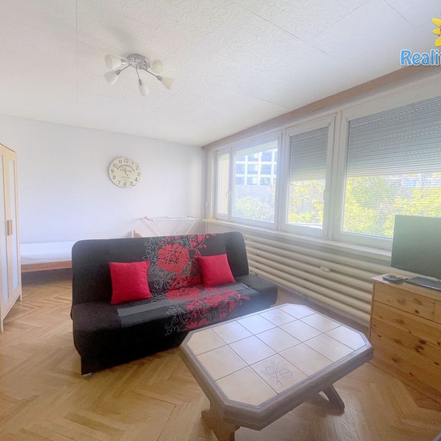 Pronájem bytu 2+1 60 m² - Фото 1