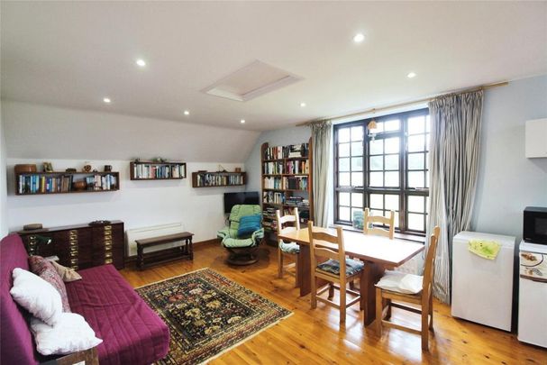 1 bedroom detached house to rent - Photo 1