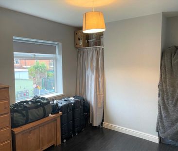 2 bedroom end of terrace house to rent - Photo 5