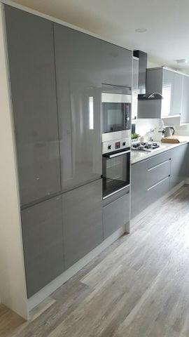 2 bedroom end of terrace house to rent - Photo 5