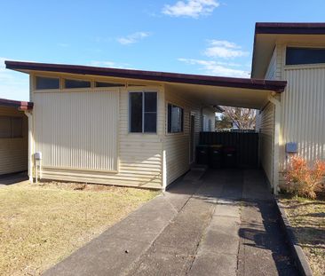3/5 Davis Street, Taree, NSW 2430 - Photo 2
