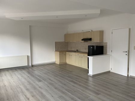 Ruim duplex appartement met 2 slaapkamers - Photo 4