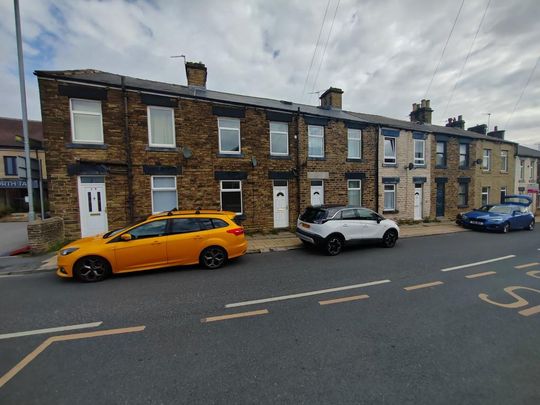 2 bedroom terraced house to rent - Photo 1