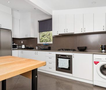 Cute As a Button and Close to all the Action! - Photo 5